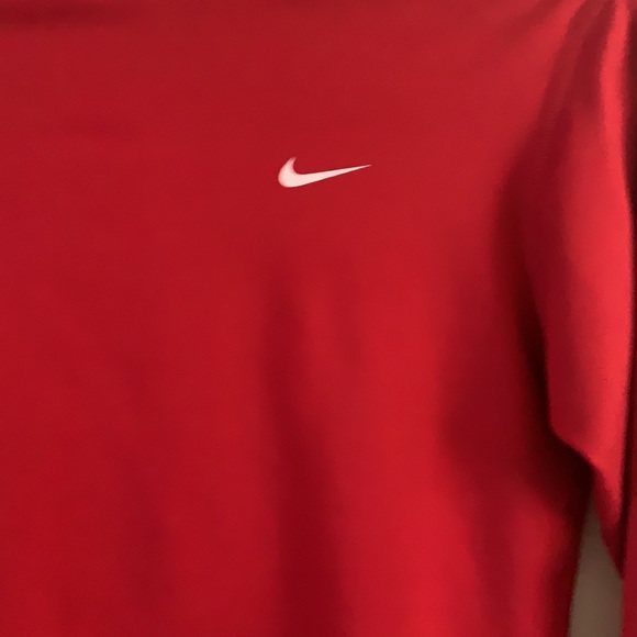 Red dri fit Nike boys size small long sleeve shirt. Excellent condition - Picture 3 of 3
